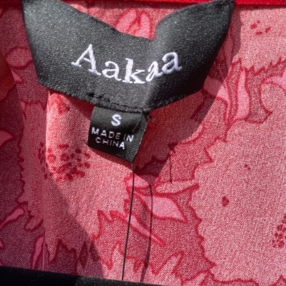 Aakaa Red Floral Maxi Cover Up NWT - Picture 4 of 11